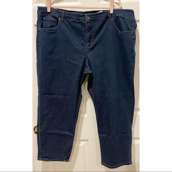 Plus Size Jeans - Picture 1 of 3